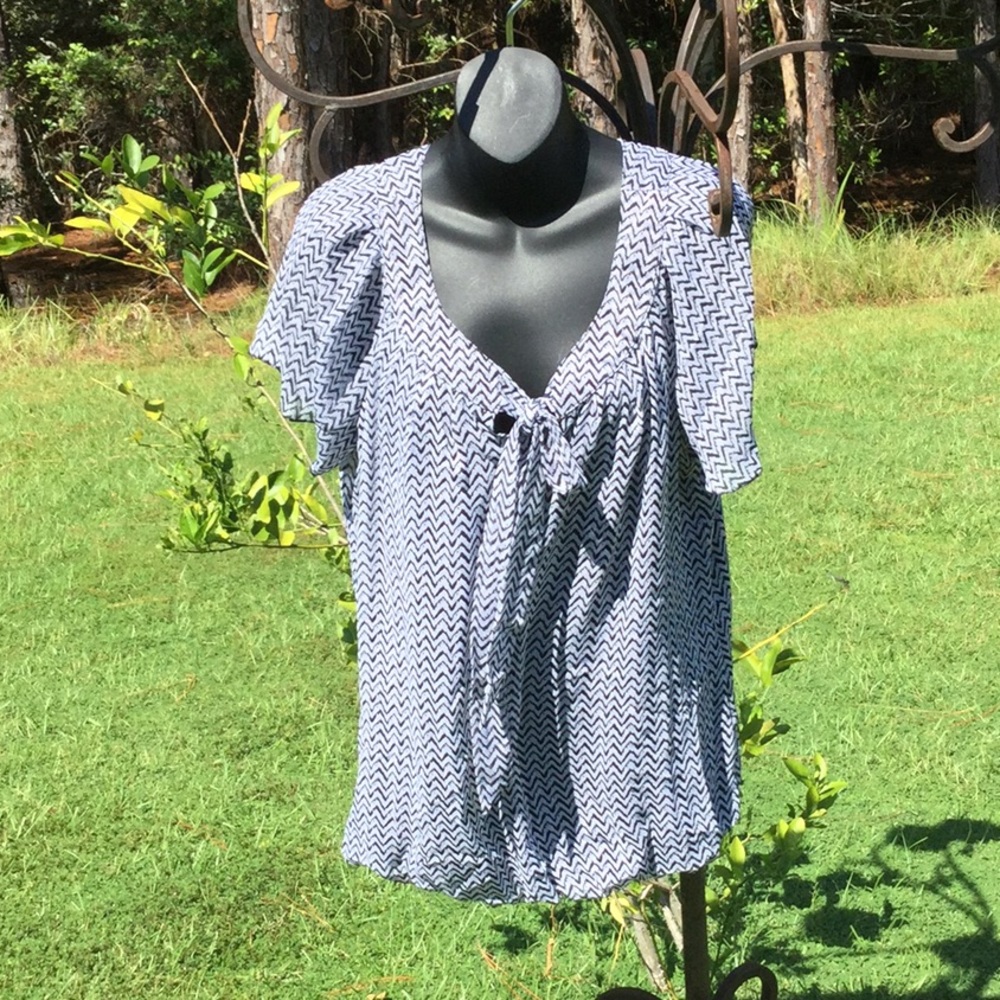 Dress Barn Navy and White Zigzag Tie-Front Blouse